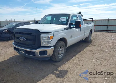 2014 Ford F-250 Xl z USA, uszkodzony, nr VIN 1FT7X2AT5EEB06842